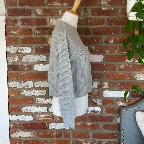 BP Gray Cleo Crop Crewneck Sweater NWT Size XS - Picture 3 of 6